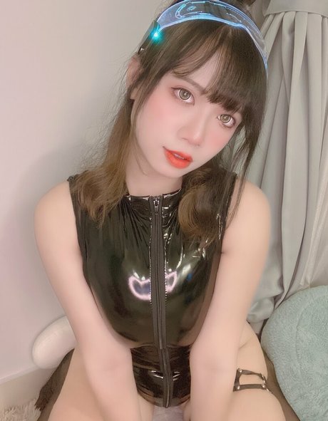 momo520xoxo étoile parfaite des photos