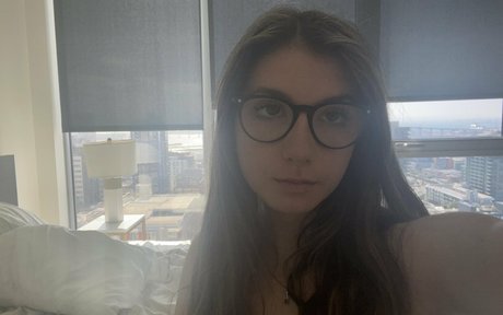 lanarhoads18 actrice chaude photo