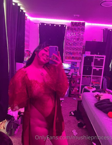 geekie boos modèle pornographique des photos