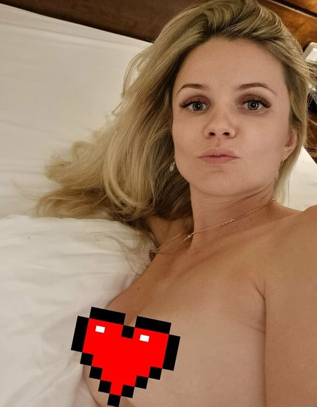 lovelygirl17 actrice artistique collection