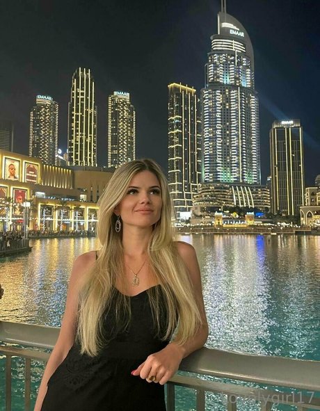 lovelygirl17 star du porno parfaite photos