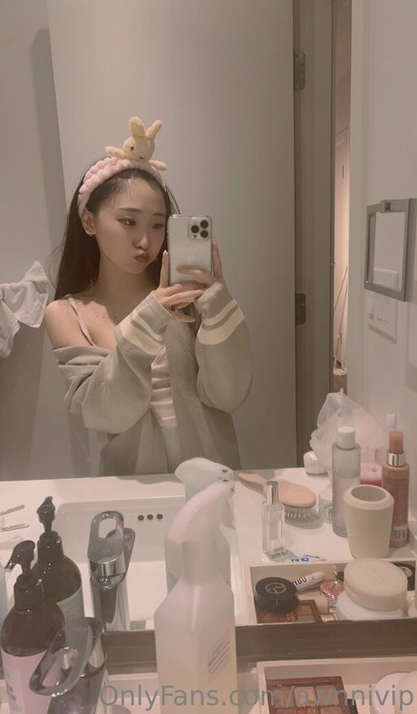 awnnivip beau modèle des photos