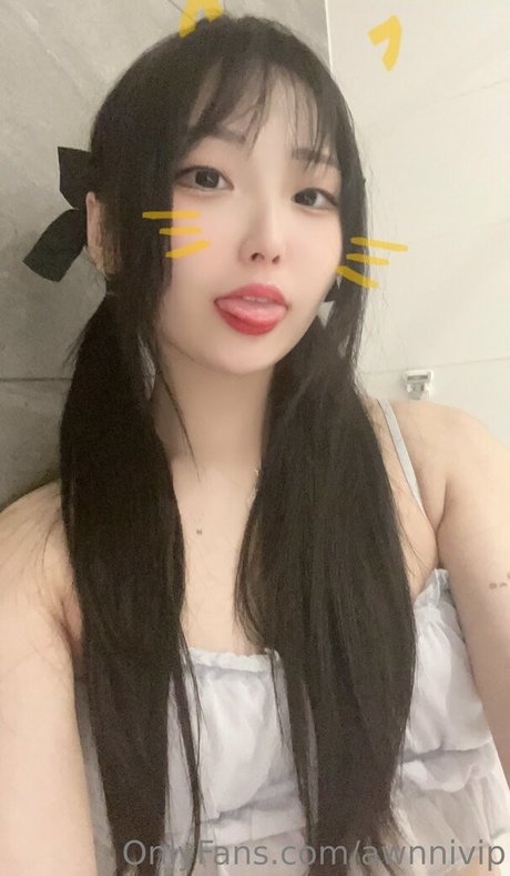 awnnivip star du porno parfaite img