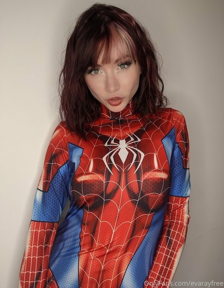 evarayfree star exclusive image