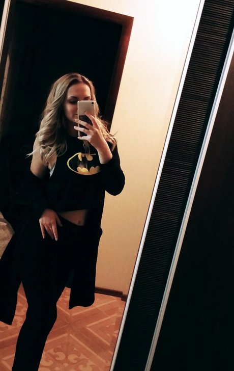 katy kryshtov jolie étoile galerie