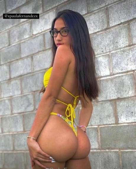 bombalicius modèle chaud photo