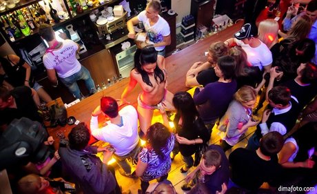 éjacule sur la langue onlyfans sympa xxx galeries