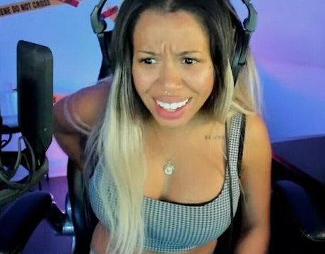 Ericka Bozeman modèle adulte des photos