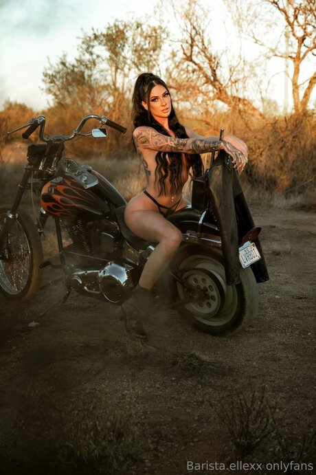 laurelemonique modèle xxx image