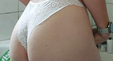 Polish Wife étoile érotique photos