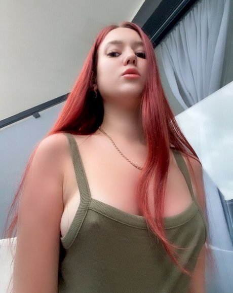 Nikoletta jolie star du porno photo