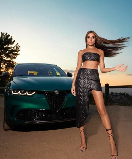 infirmière brune onlyfans chaud collection