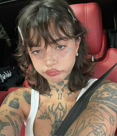 Notsick3 actrice sexy collection