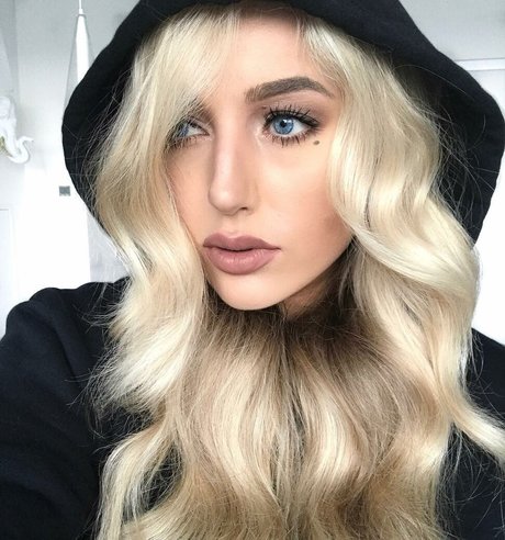 Emerome star du porno parfaite image