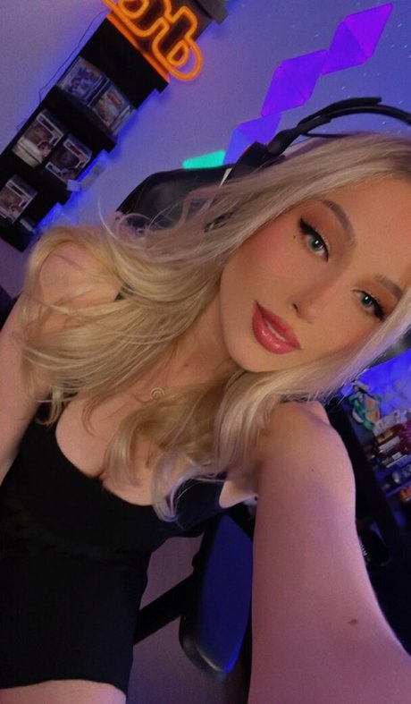 Emerome modèle meilleur photos