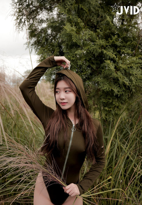 caroline jvid actrice de grande qualité images