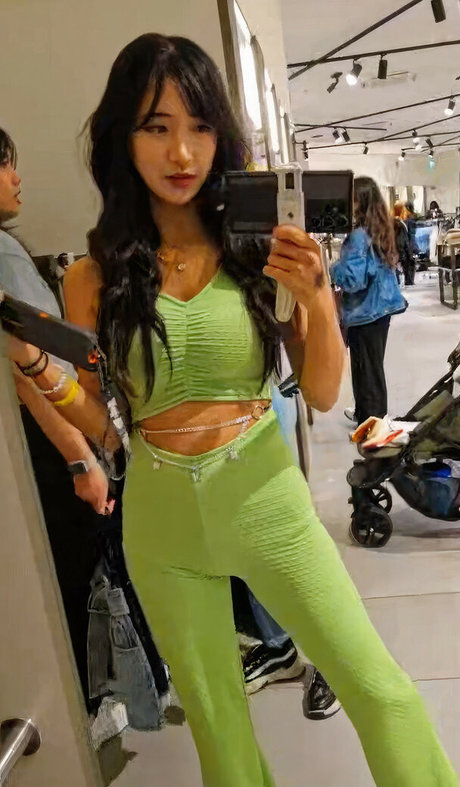 femme seulementfans art parfait collection