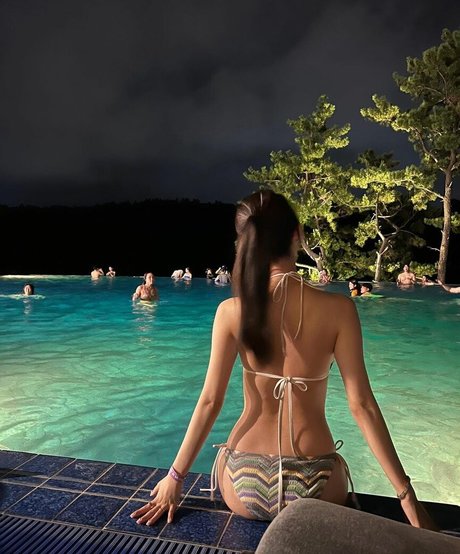 yoga asiatique uniquement pour les fans chaud parfait photos