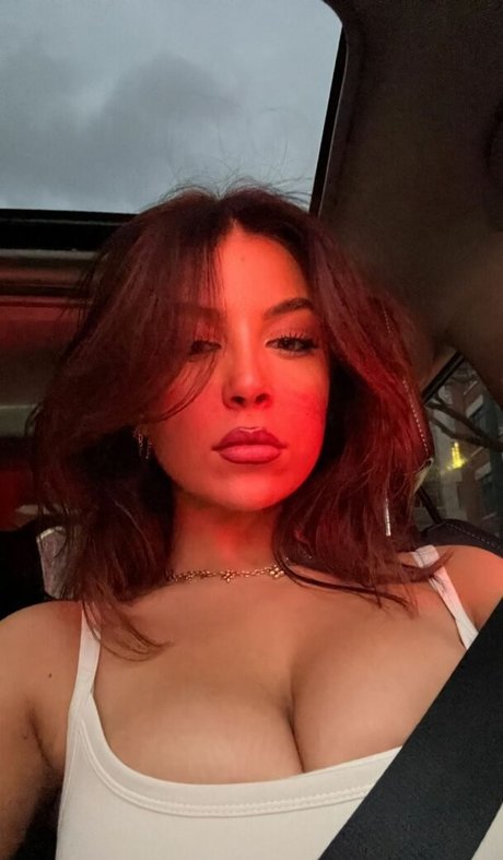 éjacule sur la langue onlyfans porno érotique des photos