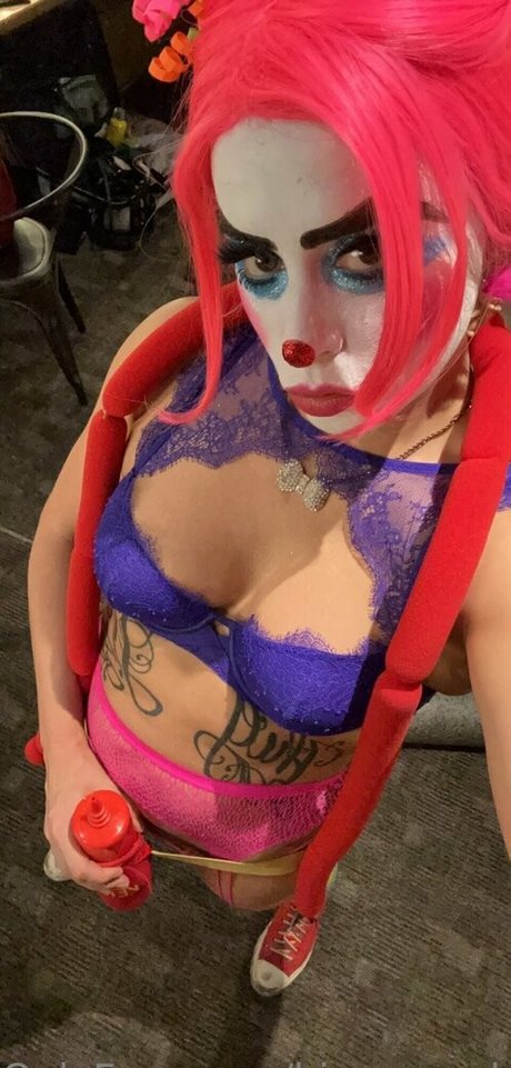 baisers lesbiens onlyfans nu de haute qualité photos