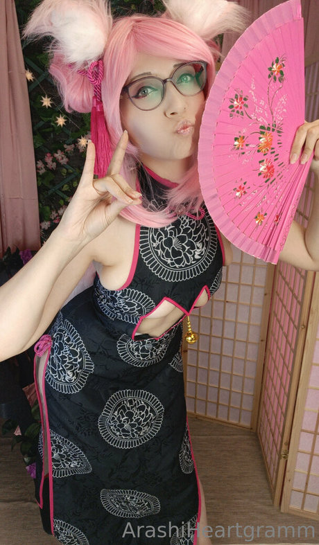 filles cosplay onlyfans assez nue galerie