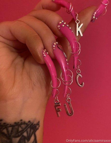 aliciaamiraxxx star du porno image