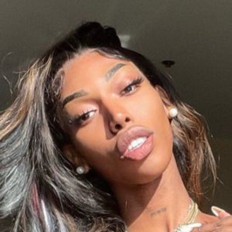 Baggyaltiffxxx étoile sexy archive