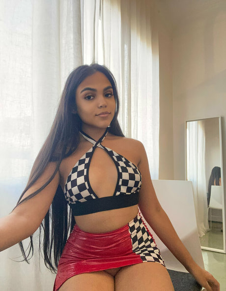 biancaswanfree jolie actrice img