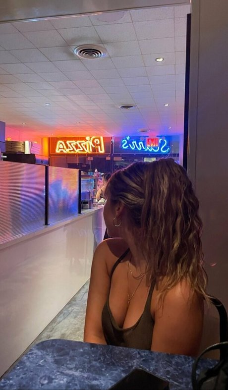 grands et plantureux onlyfans bel adulte photos