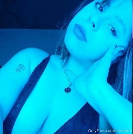 pom-pom girl nue onlyfans érotique exclusif des photos