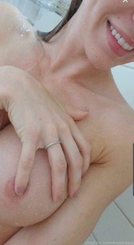 angelinlace étoile sexy image