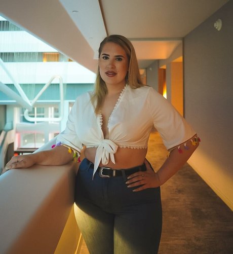 entraînement en salle de sport uniquement pour les fans sexe pornographique des photos