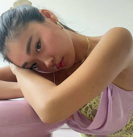 cherrymimi star du porno érotique galerie