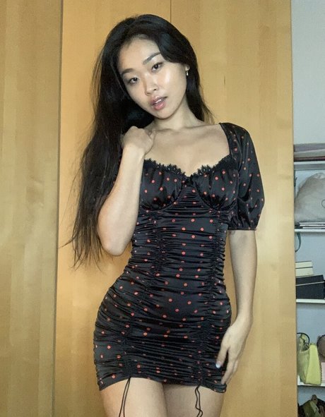 cherrymimi modèle joli des photos