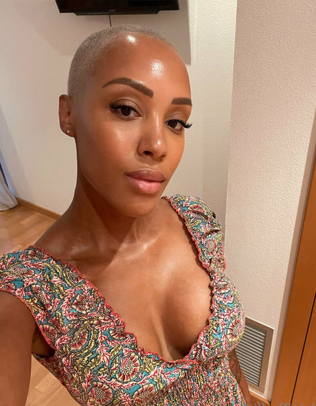 Noemilk belle star du porno photo