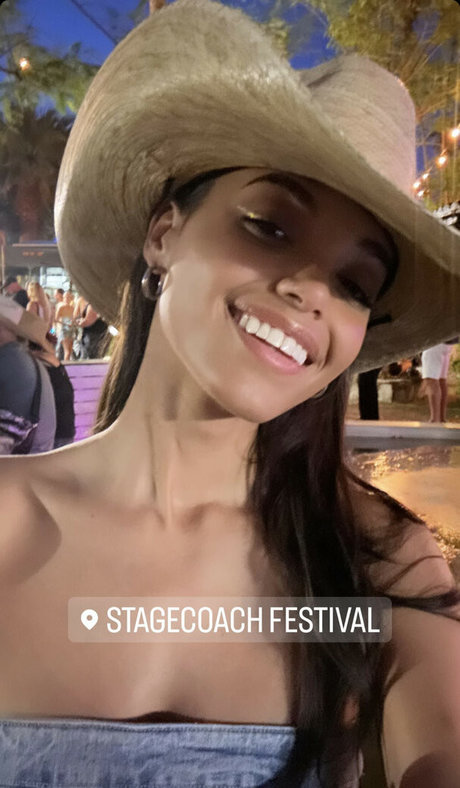 cosplay gros seins onlyfans sexy chaud galeries