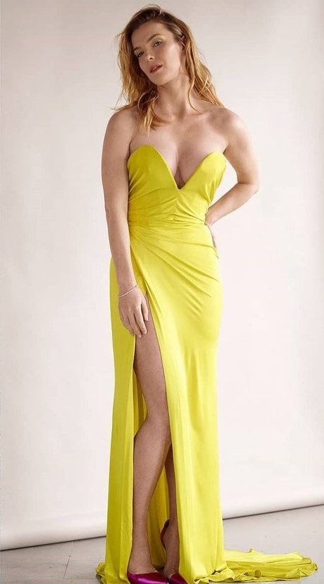 Betty Gilpin Profilfoto