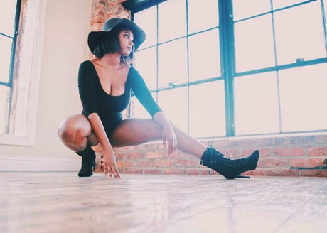 fans gays potelés uniquement nus de haute qualité img