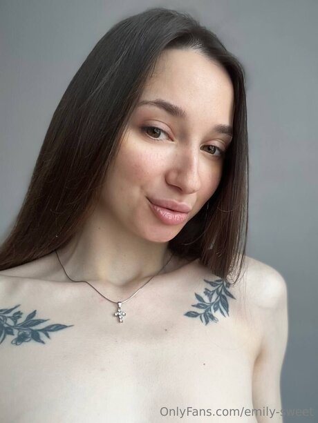 Emily Sweet star du porno des photos