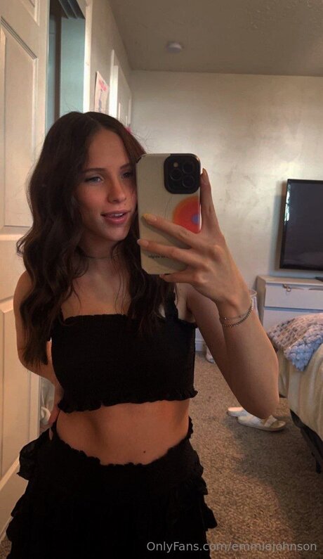 Emmiejohnson modèle sympa img