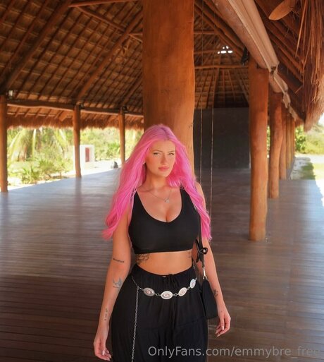 Emmybre Free star du porno exclusive galerie