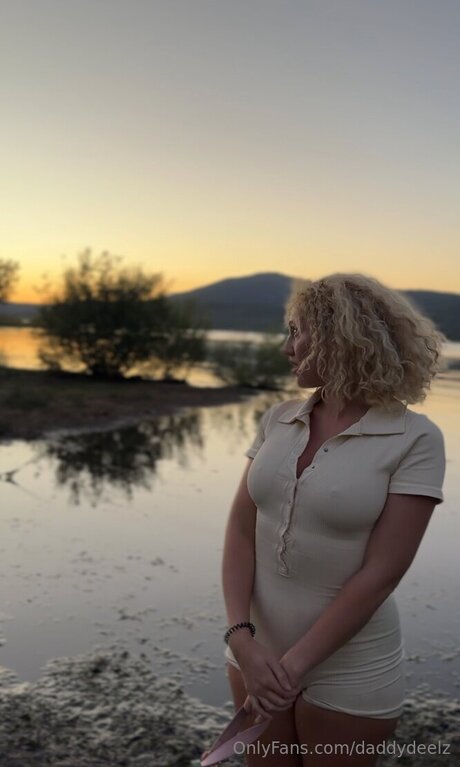 Daddydeelz star du porno de haute qualité des photos