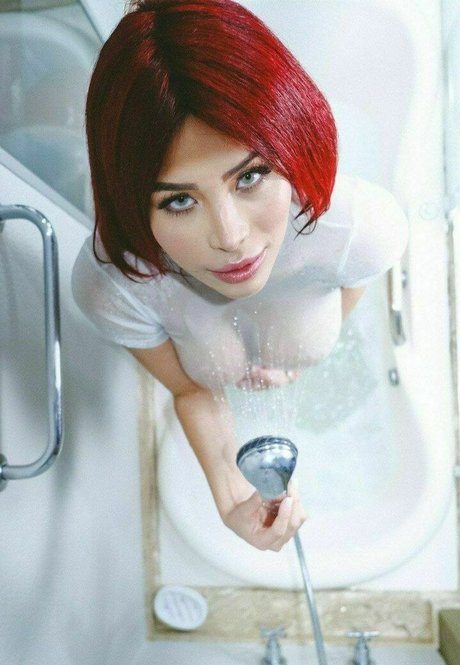 Thay Lupi star du porno parfaite photo