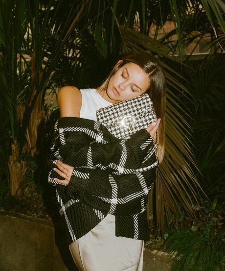 brunette onlyfans haute qualité parfait images