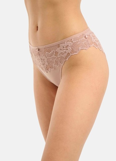 fans de latines matures uniquement parfait chaud img