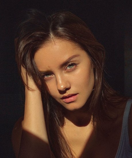 chatte parfaite onlyfans érotique en haute qualité galeries