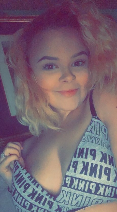 babyc121 actrice sexy image