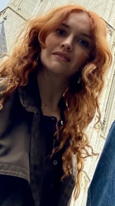 Olivia Cooke nus de stars du porno img