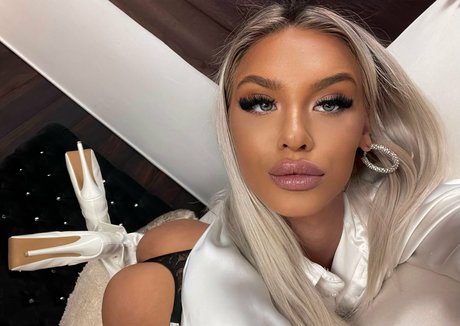 épouse amateur onlyfans chaud nu image