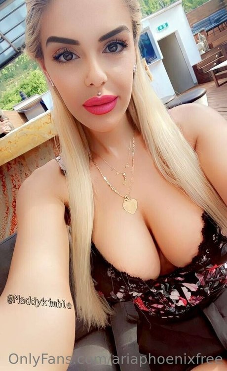 rousse au gros cul onlyfans haut gratuit photos